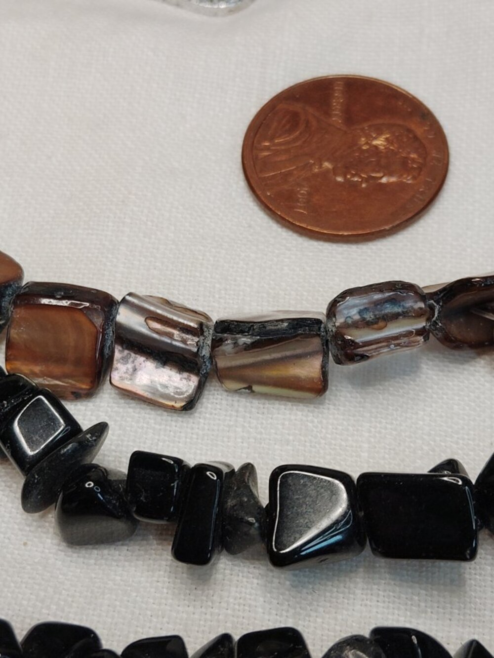 Shell & Black Stone Two‑Strand Necklace - Picture 7 of 7